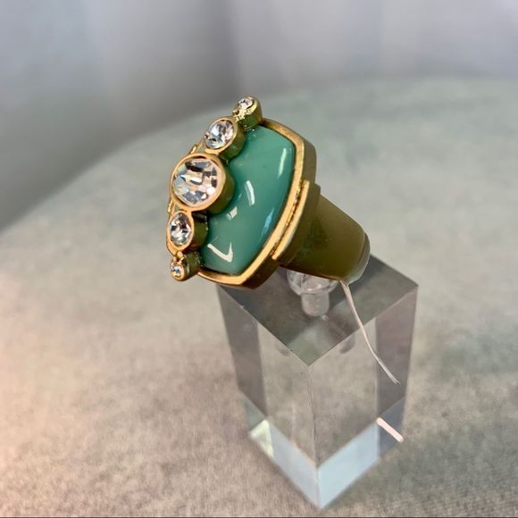 Lia Sophia NWT mint green gold tone Swarovski overlay ring size 7 - Picture 4 of 8